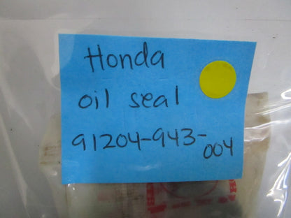 *NEW OEM* 0750 Honda OIL SEAL 91204-943-004
