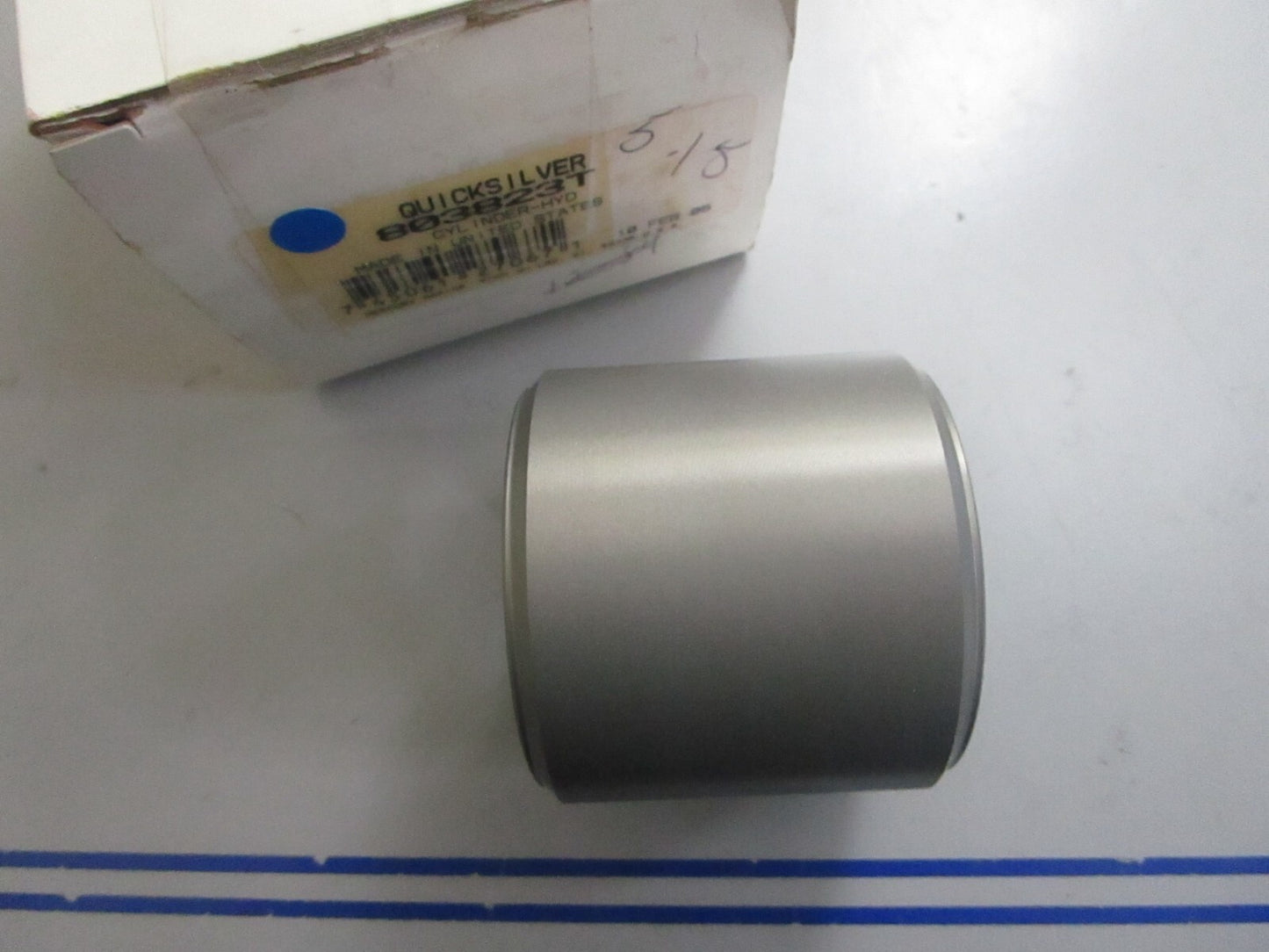 *NEW OEM* 0820 Mercury Quicksilver Hydraulic Cylinder 803823T