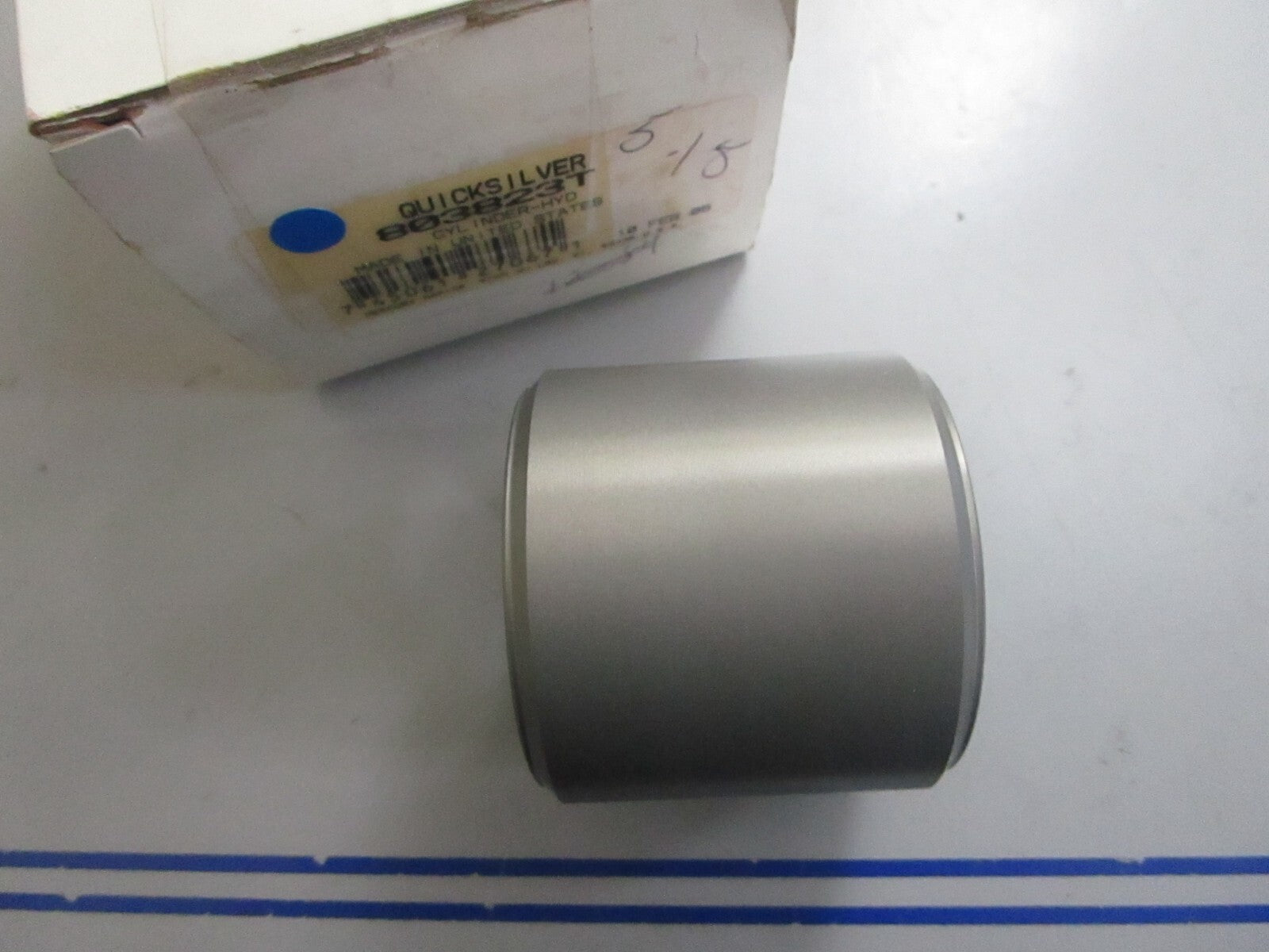 *NEW OEM* 0820 Mercury Quicksilver Hydraulic Cylinder 803823T