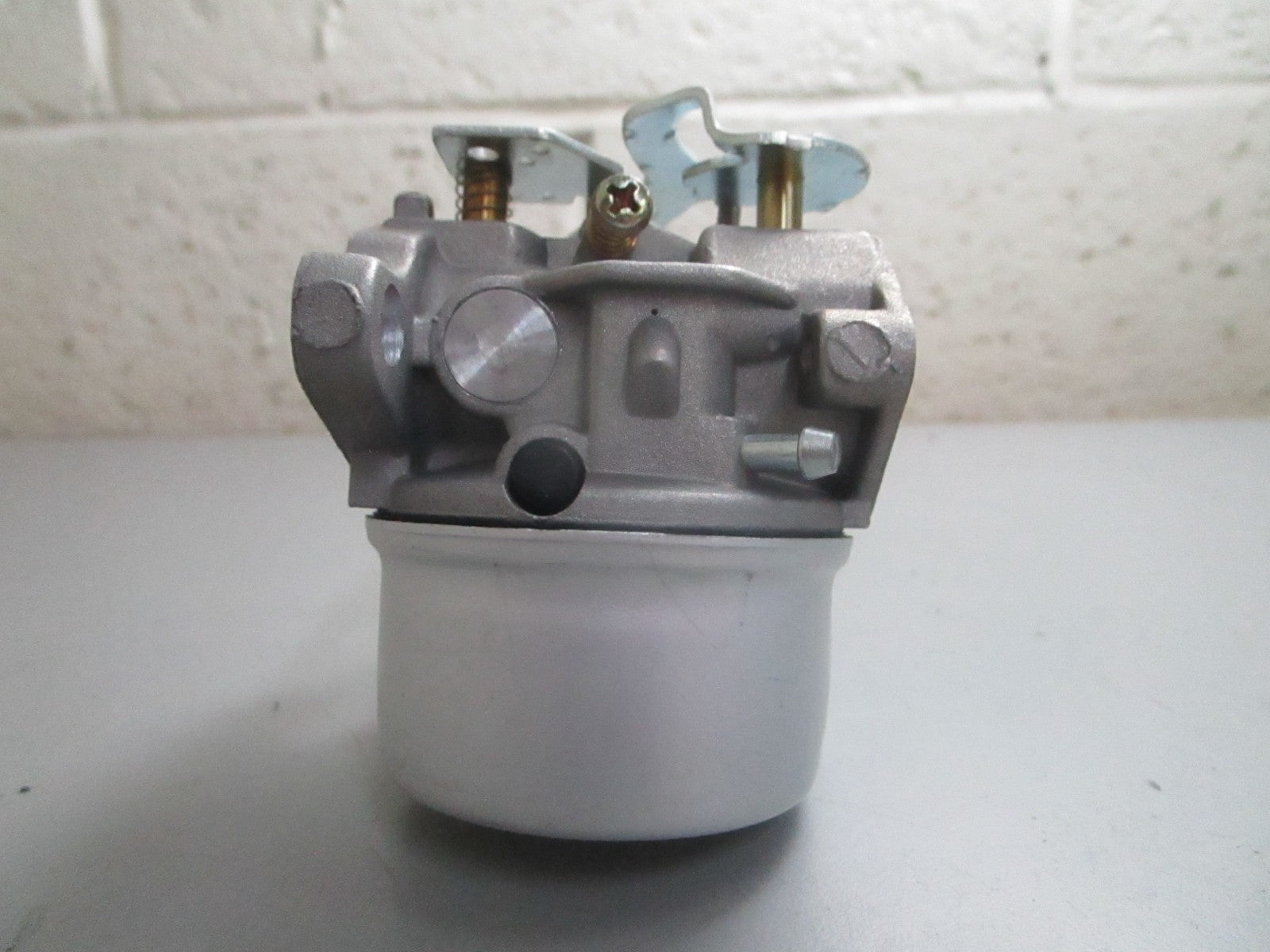 *NEW* 0820 Oregon Carburetor Assy 50-640 Replaces: Tecumseh 640084B