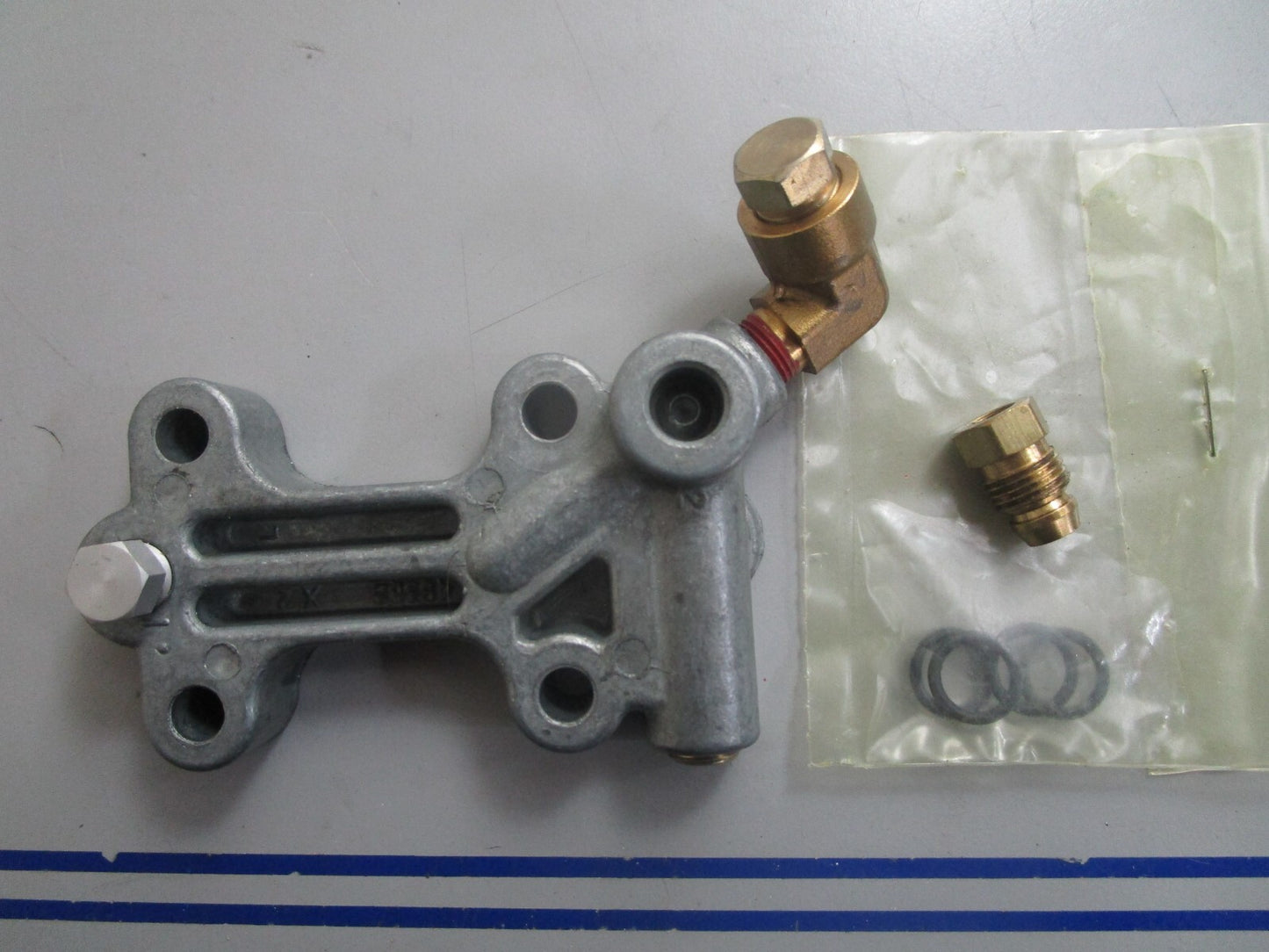 *NEW OEM* 0820 Mercury Quicksilver Control Valve Assy 48077T3