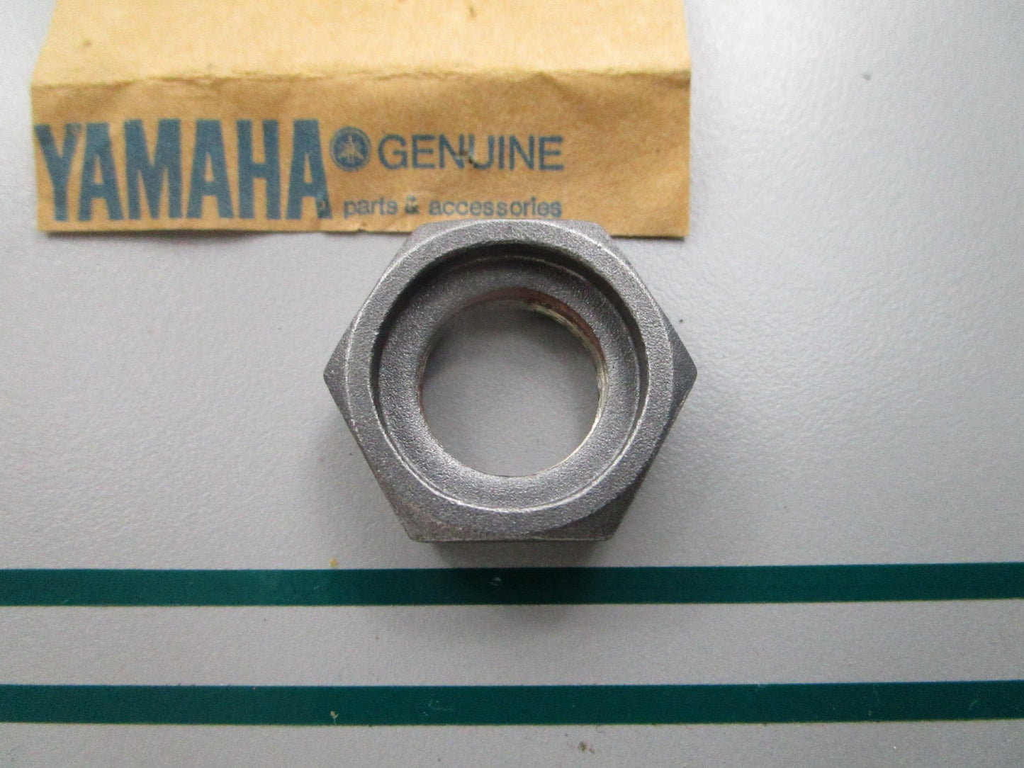 NEW OEM 90179-16018 Yamaha Nut 0810