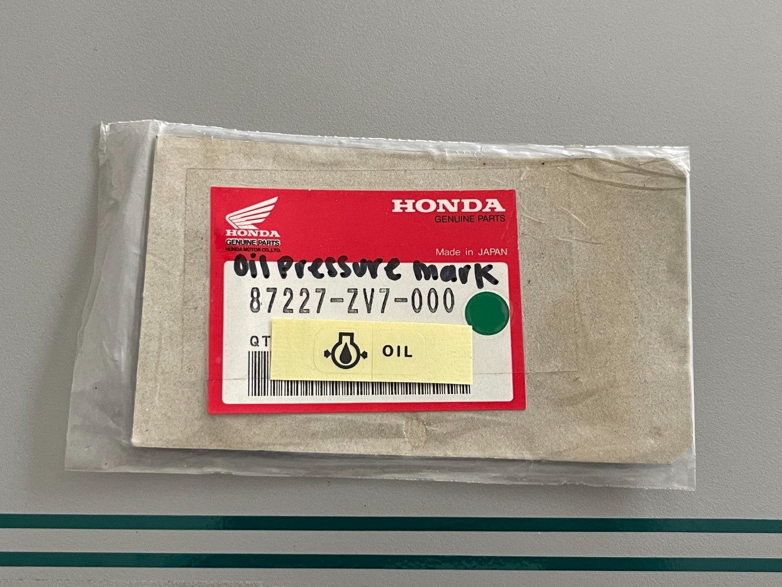 NEW OEM 87227-ZV7-000 Honda Oil Pressure Mark 0810