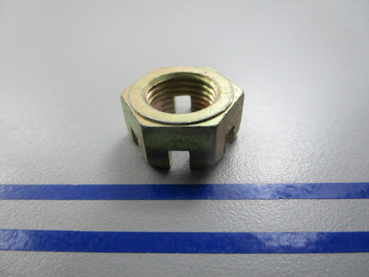 NEW OEM 203569 0203569 OMC Johnson Evinrude Nut 0810