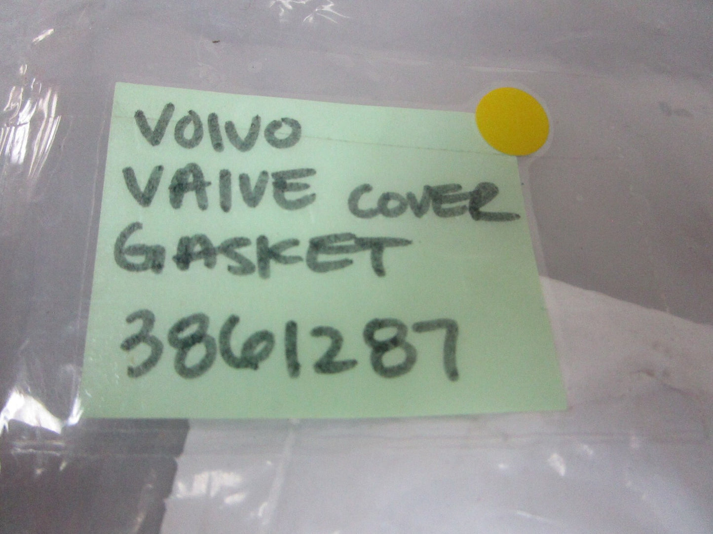*NEW OEM* 0810 Volvo Penta Valve Cover Gasket 3861287