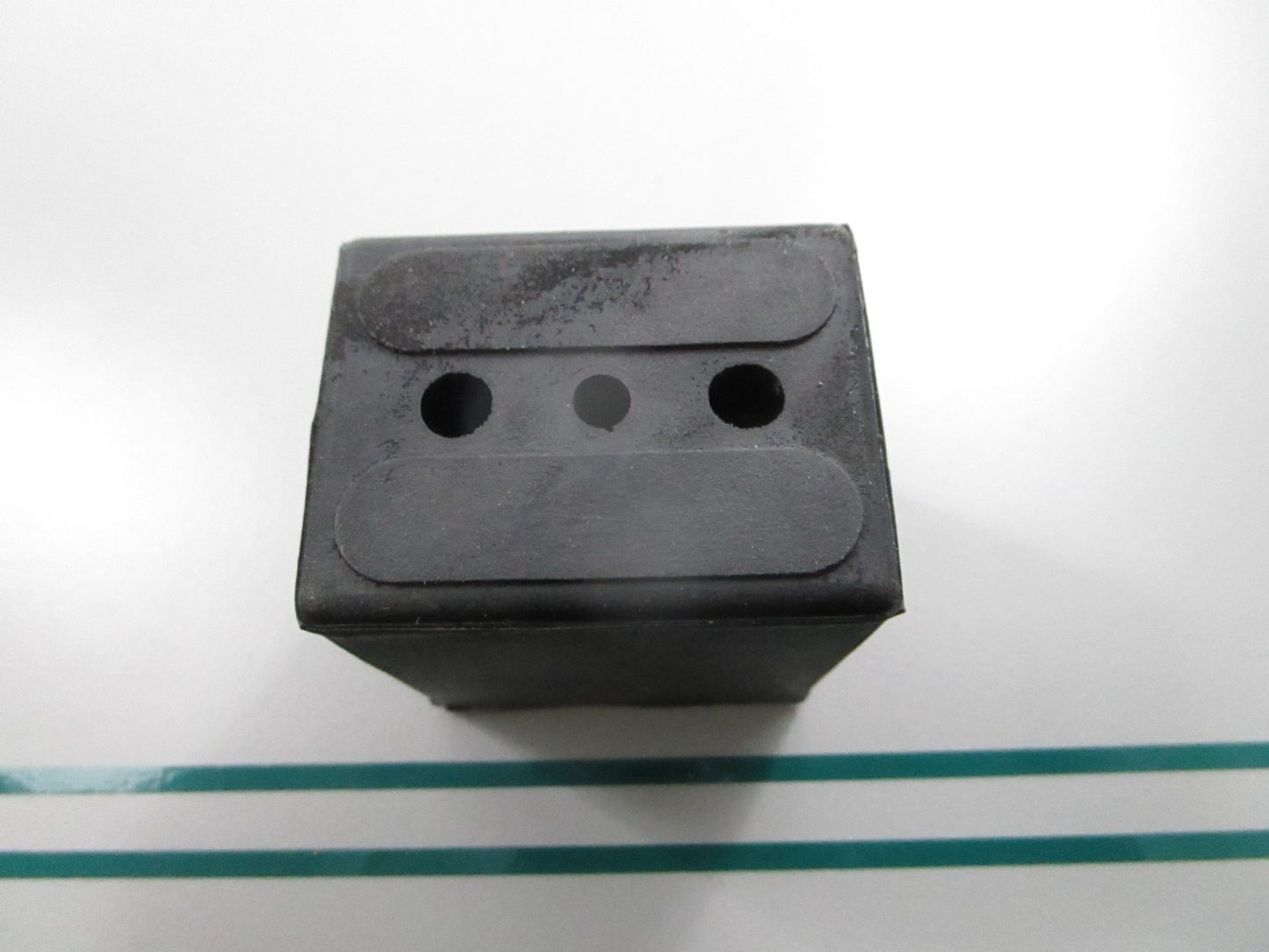 NEW OEM 84848M Mercury Quicksilver Rubber Housing Mount 0810