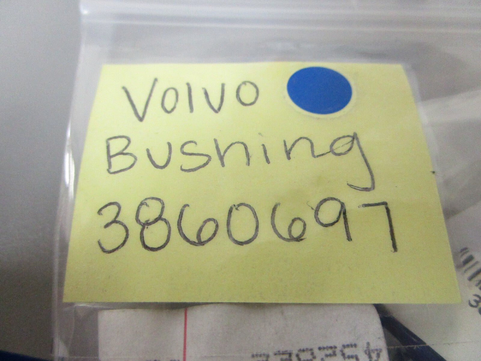 *NEW OEM* 0810 Volvo Penta Bushing 3860697