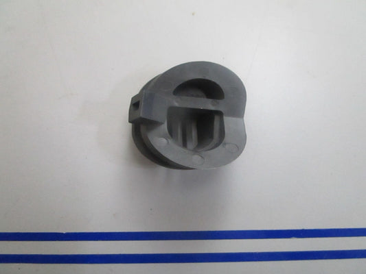 *NEW OEM* 0810 OMC Johnson Evinrude Grommet 441209 0441209