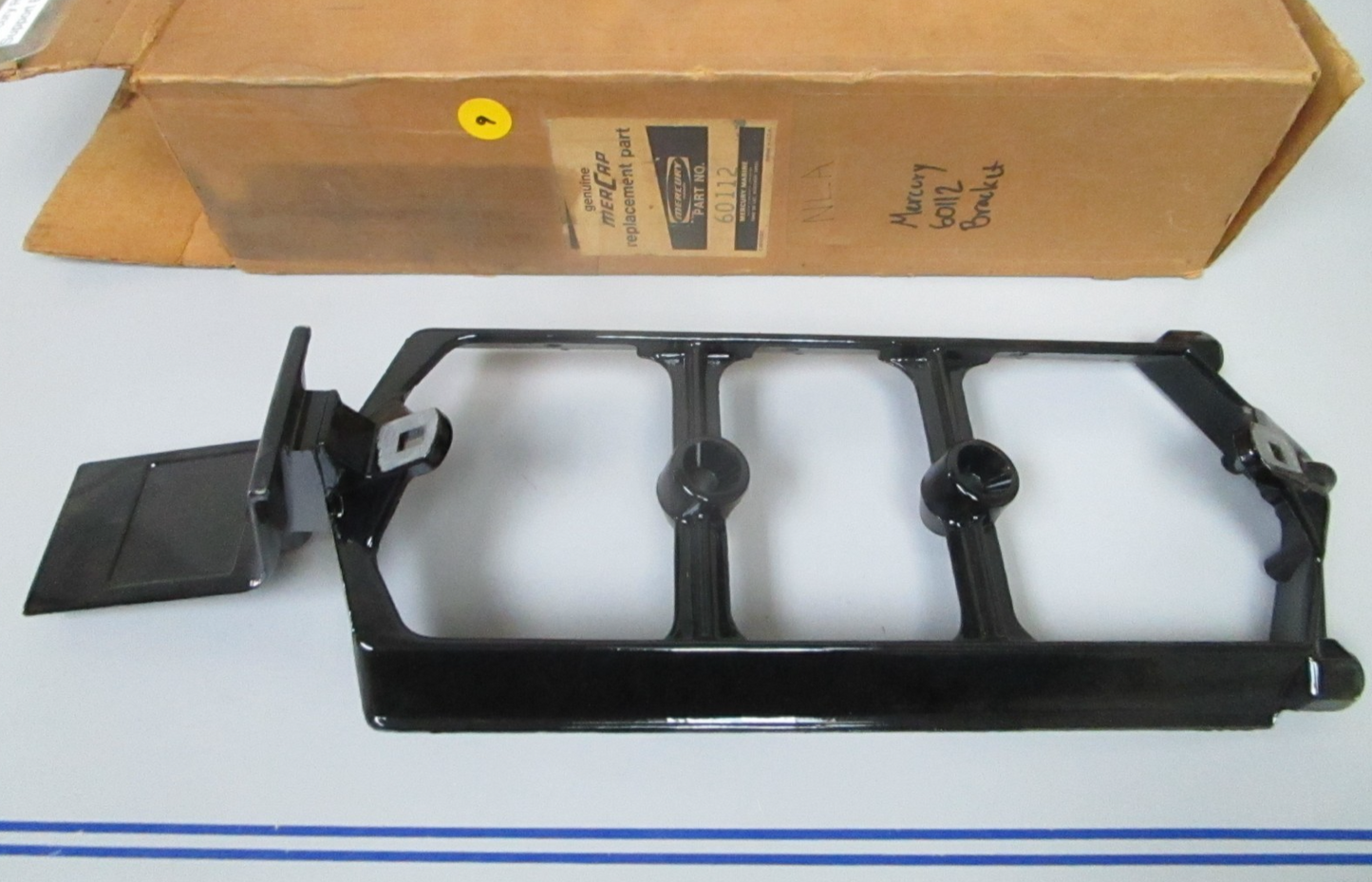 *NEW OEM* 0720 Mercury Quicksilver Rear Cowling Support Bracket 60112