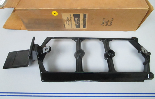 *NEW OEM* 0720 Mercury Quicksilver Rear Cowling Support Bracket 60112