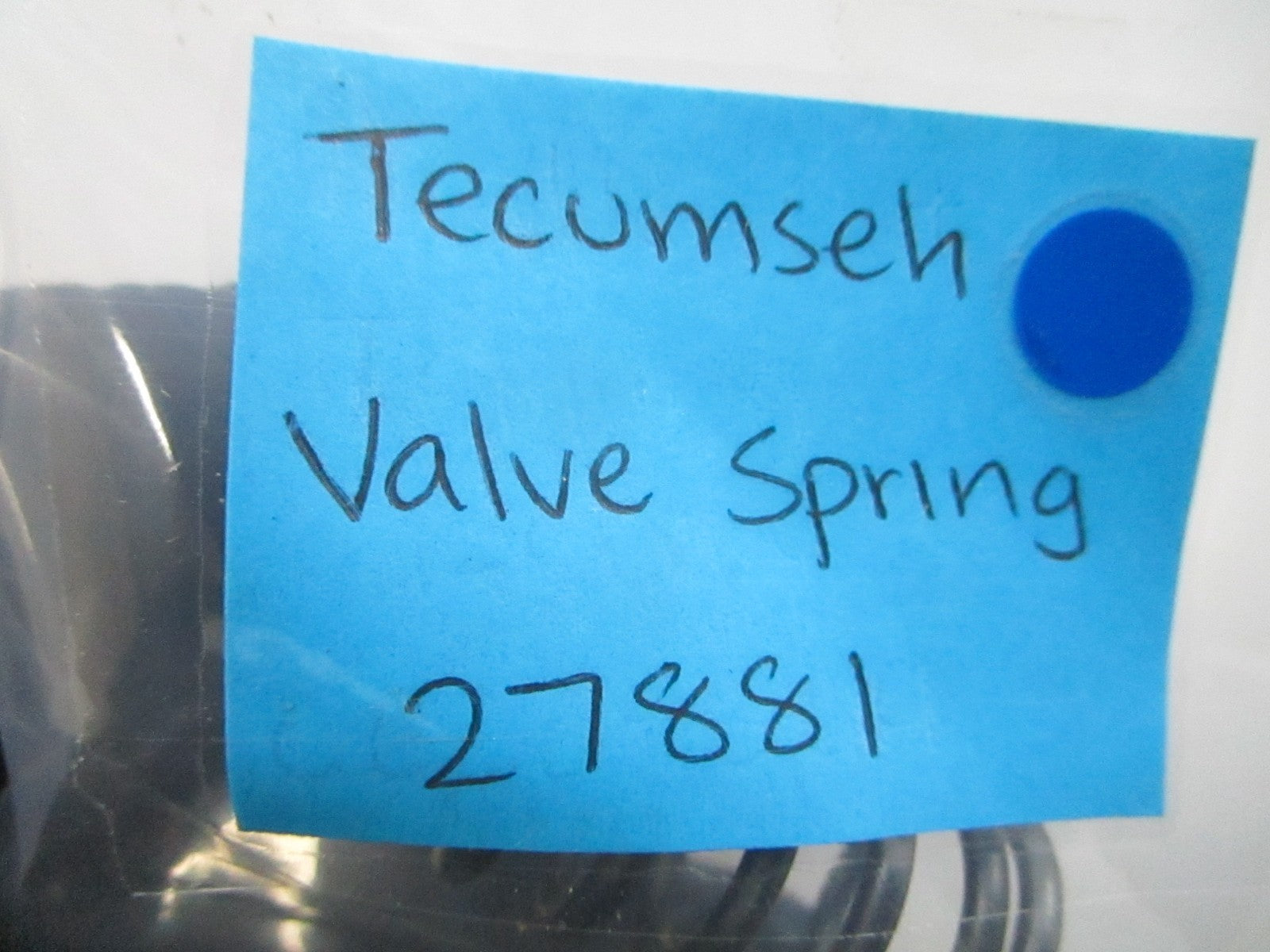 *NEW OEM* 0810 Tecumseh Valve Spring 27881