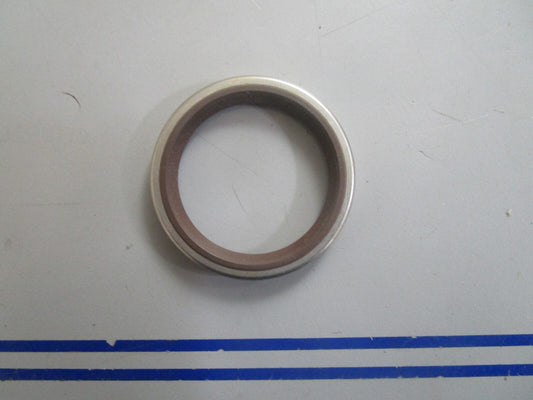 *NEW OEM* 0810 OMC Johnson Evinrude Seal 321895 0321895