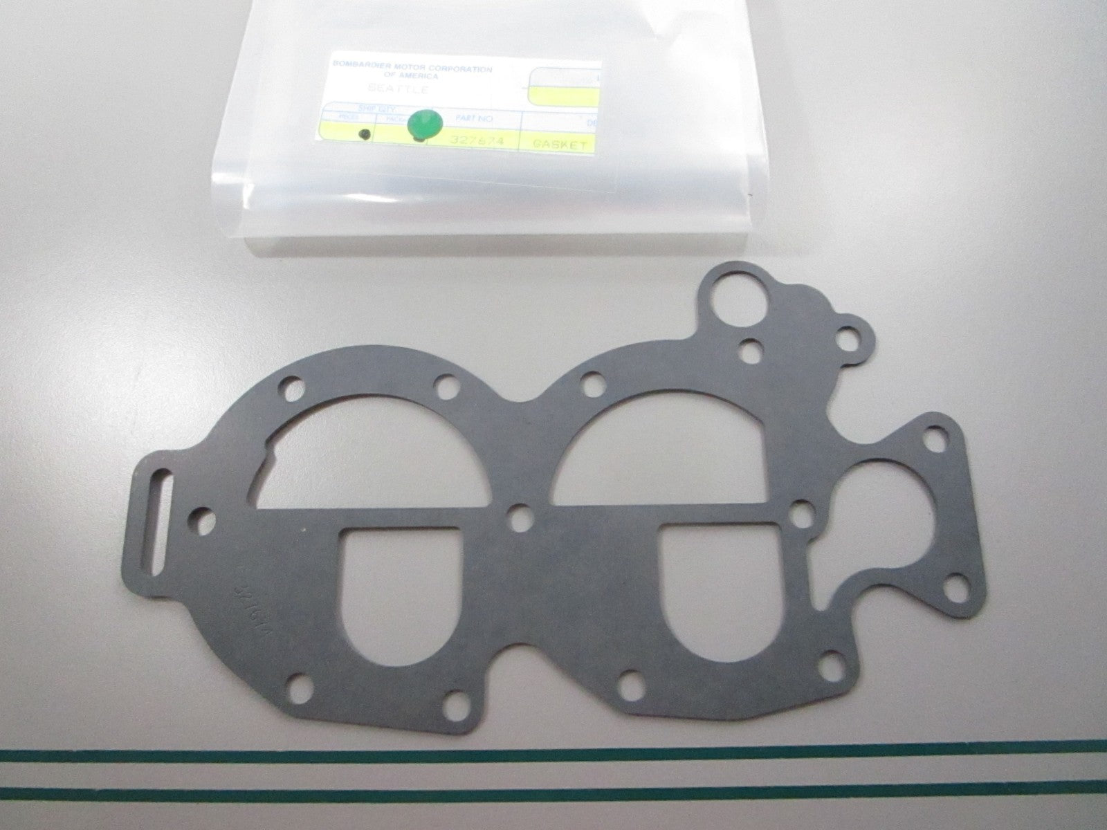 NEW OEM 327674 0327674 OMC Johnson Evinrude Gasket 0810