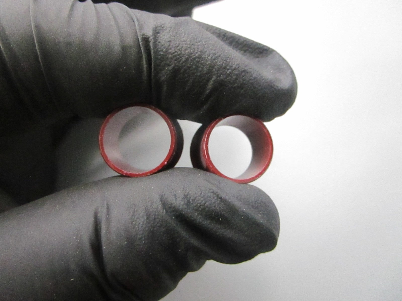 *NEW OEM* (LOT OF 2) 0810 OMC Johnson Evinrude Sleeve 357577 0357577