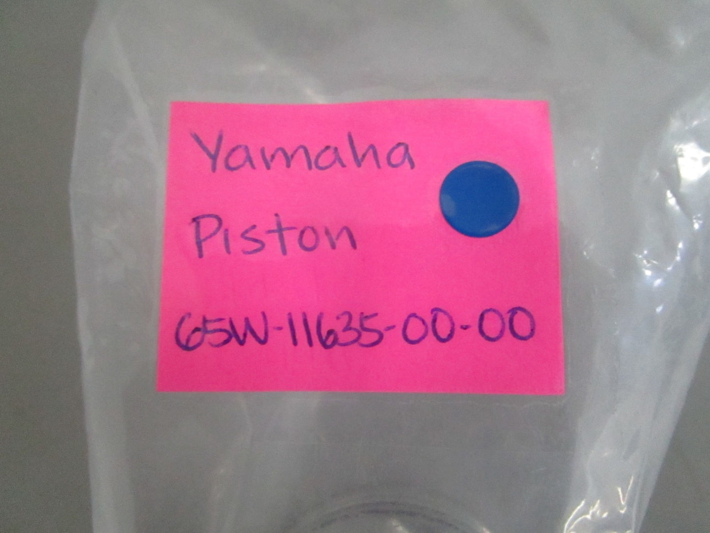 *NEW OEM* 0820 Yamaha Piston 65W-11635-00-00