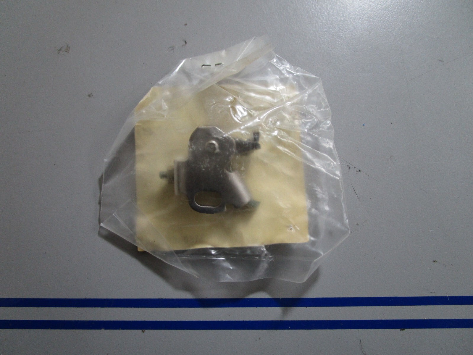 *NEW OEM* 0810 Yamaha Contact Breaker Assembly 617-81321-20-00