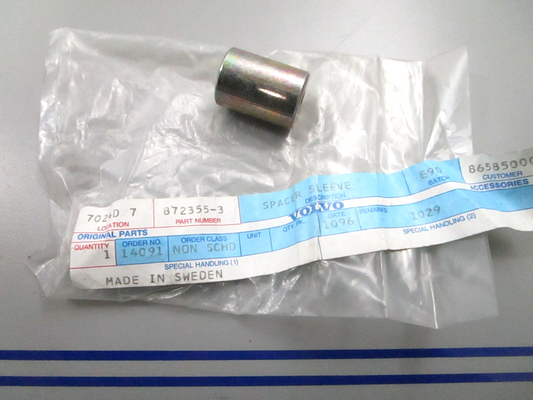 *NEW OEM* 0810 Volvo Penta Spacer Sleeve 872355
