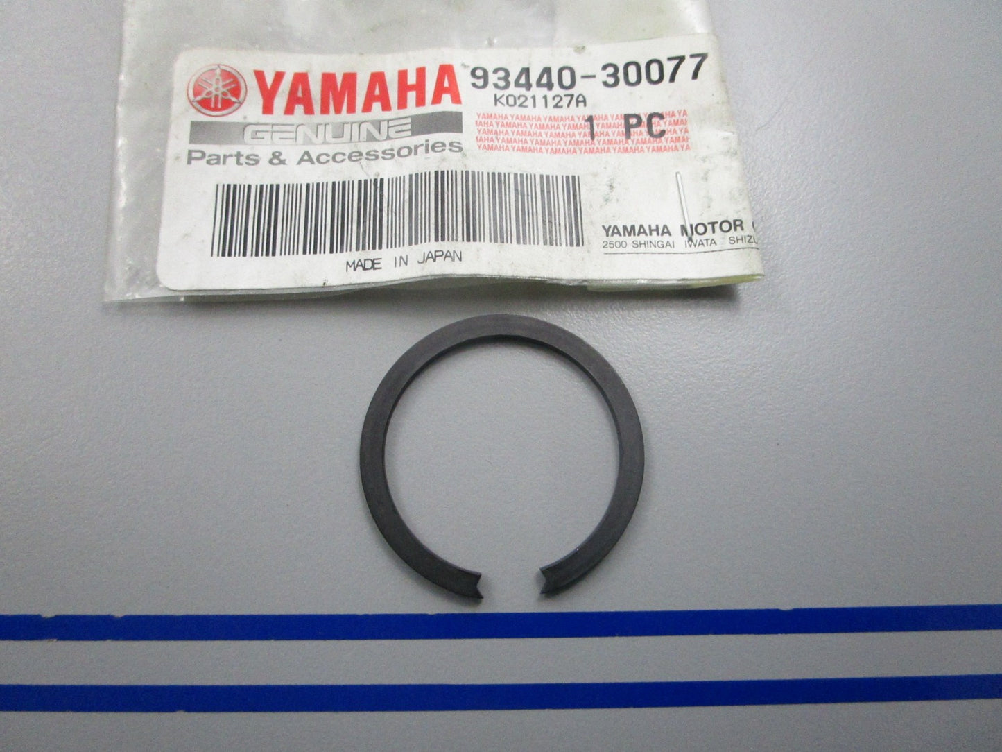NEW OEM 93440-30077-00 Yamaha Circlip 0810