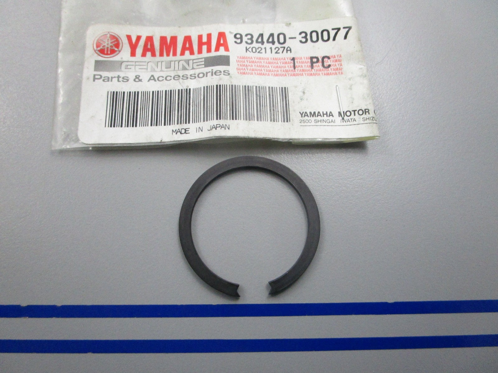NEW OEM 93440-30077-00 Yamaha Circlip 0810