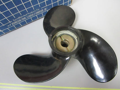 *NEW OEM* 0720 OMC Johnson Evinrude 8.25 x 9P Propeller 391534 0391534