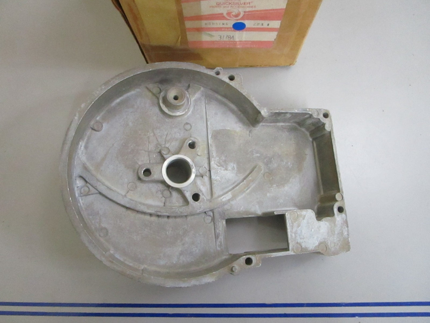 *NEW OEM* 0820 Mercury Quicksilver Housing 37784
