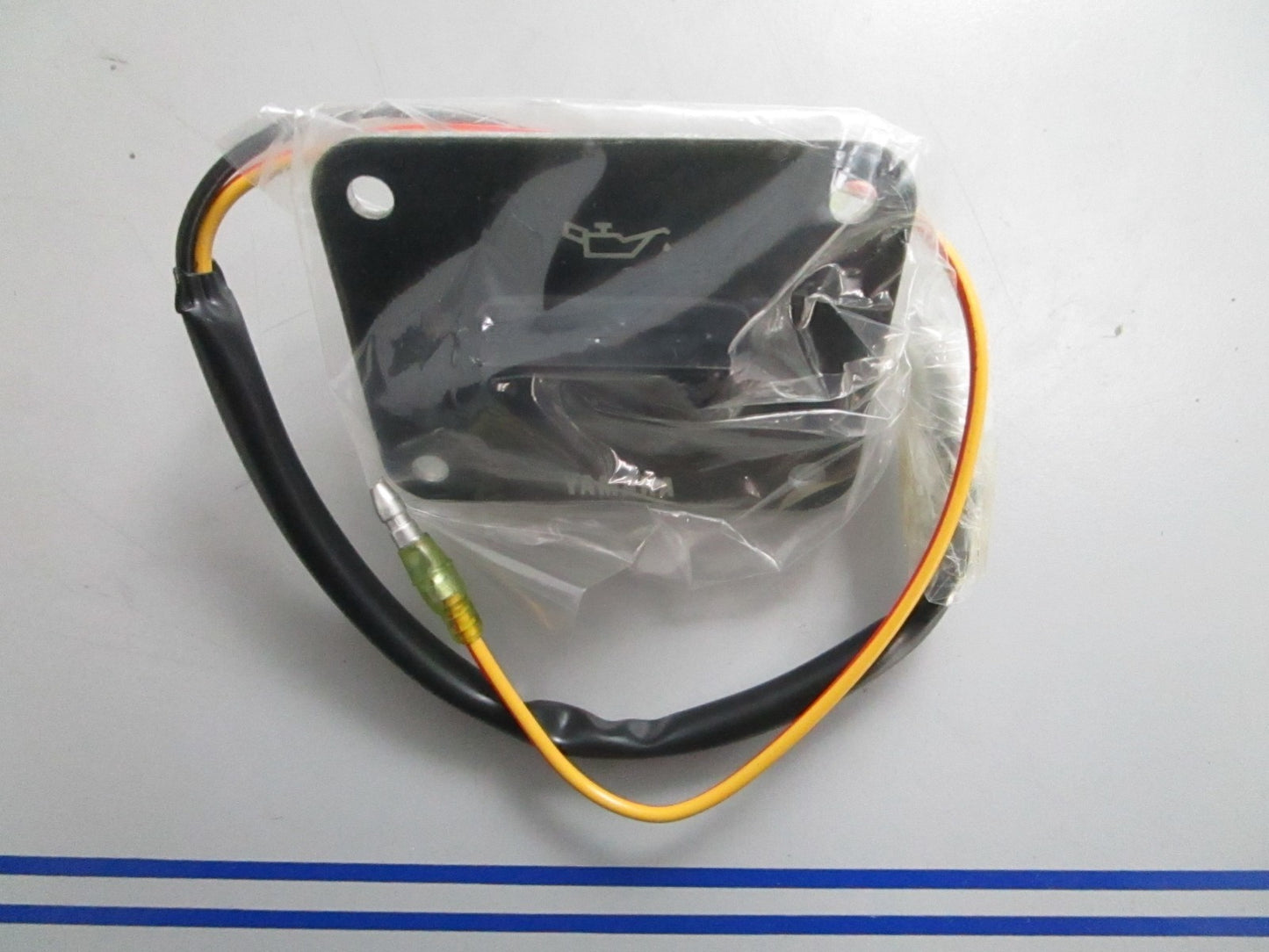 *NEW OEM* 0820 Yamaha Oil Light Panel 6G8-83530-00-00