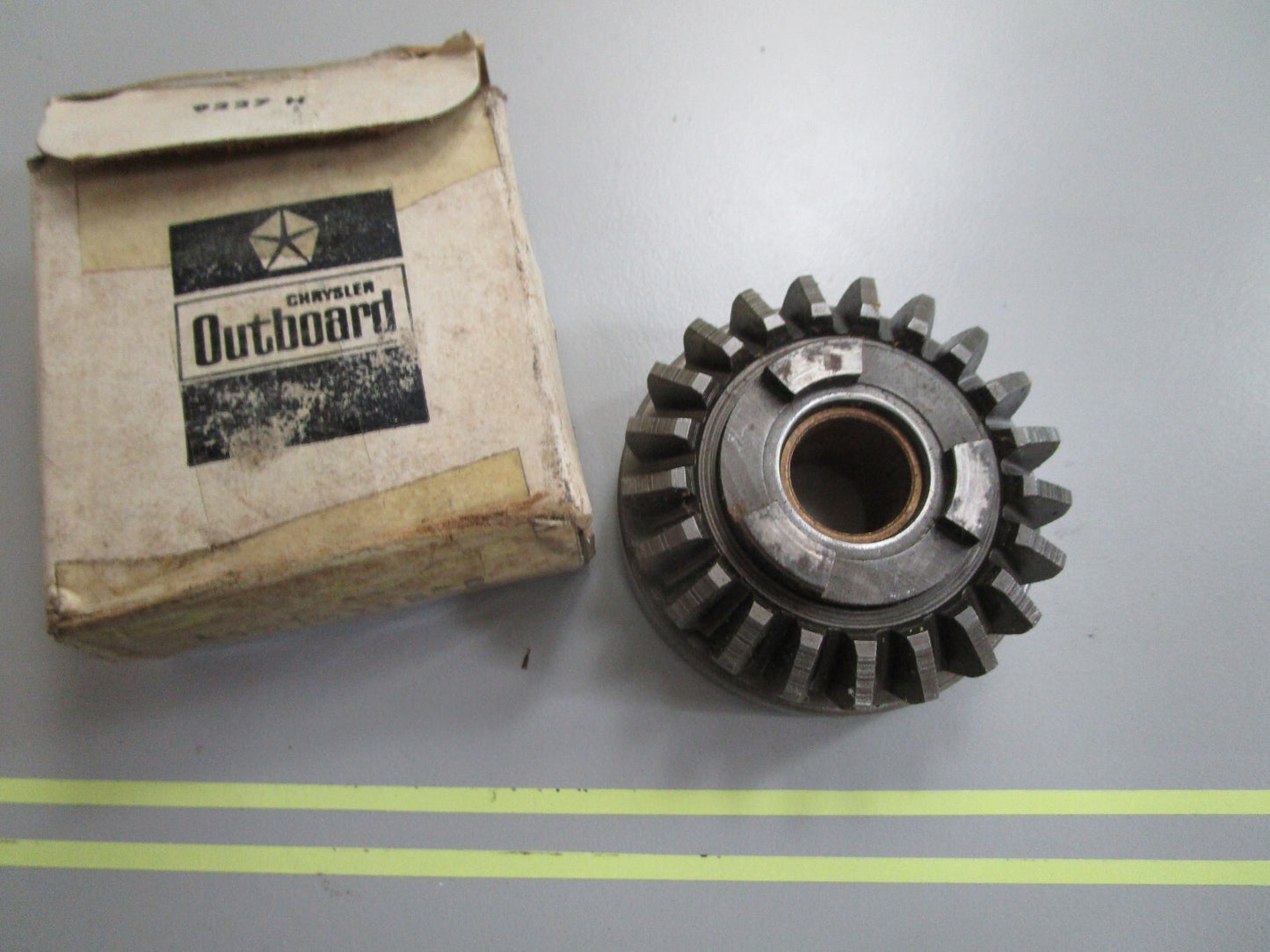 *NEW OEM* 0810 Chrysler Forward Gear A901023