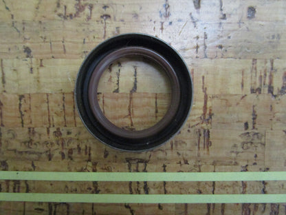 *NEW OEM* 0810 OMC Johnson Evinrude Seal 319664 0319664