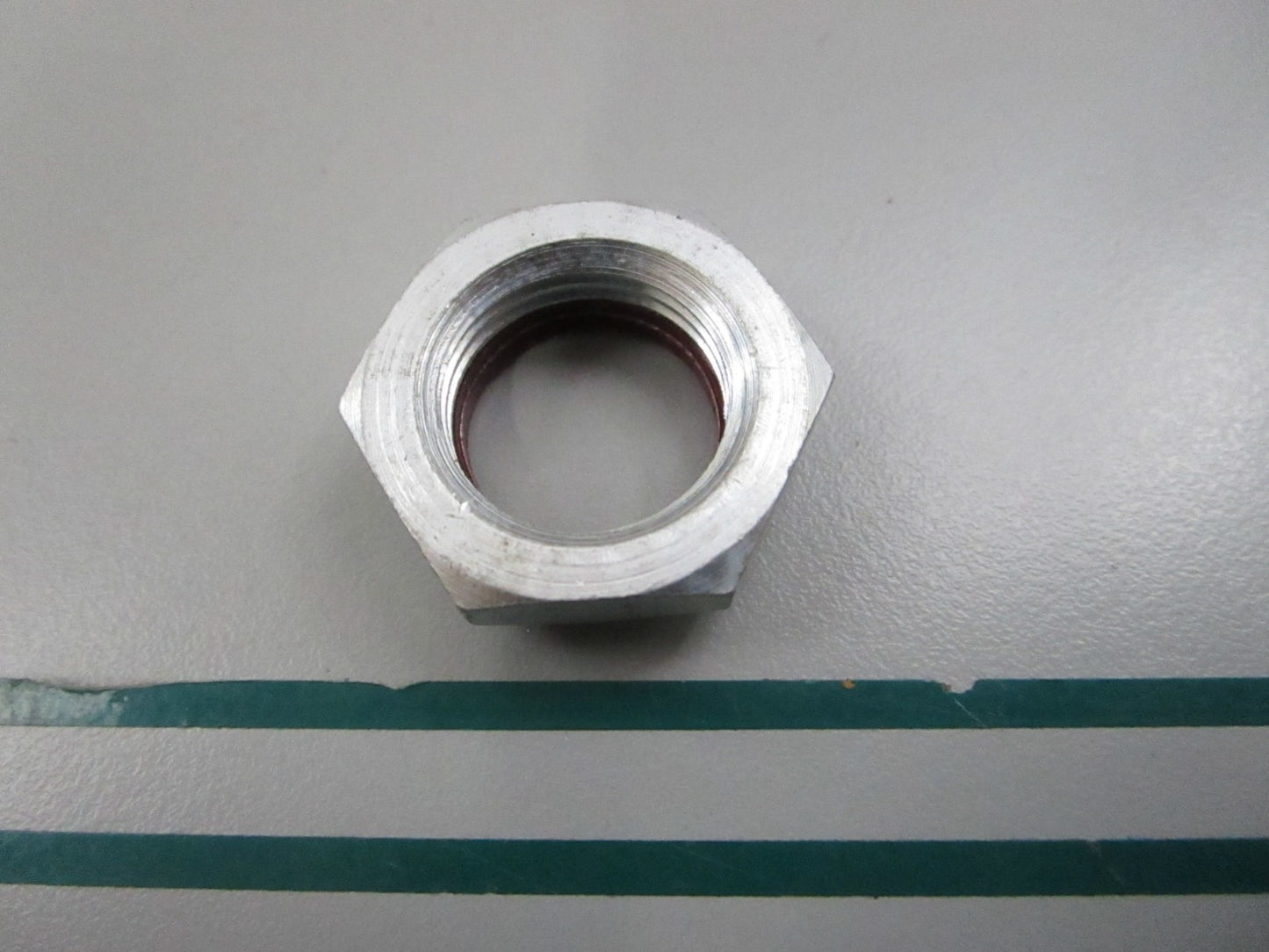 NEW OEM 909194 0909194 OMC Johnson Evinrude Lock Nut 0810