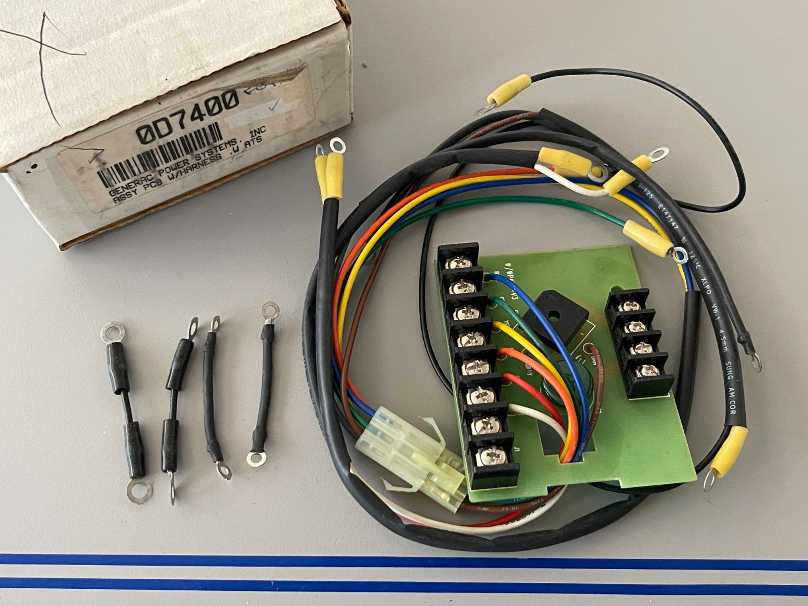 *NEW OEM* 0720 Generac PCB W/ Harness 0D7400