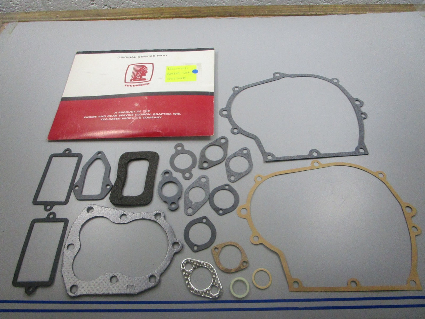 NEW OEM 33234B Tecumseh Gasket Set 0810