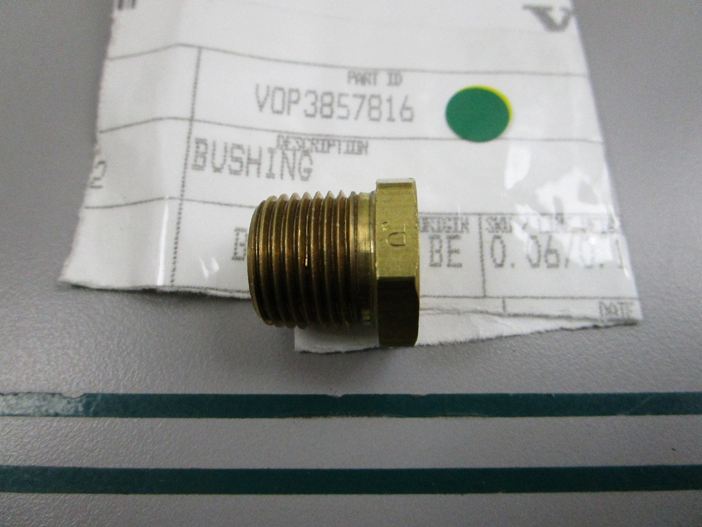 NEW OEM 3857816 Volvo Penta Bushing 0810