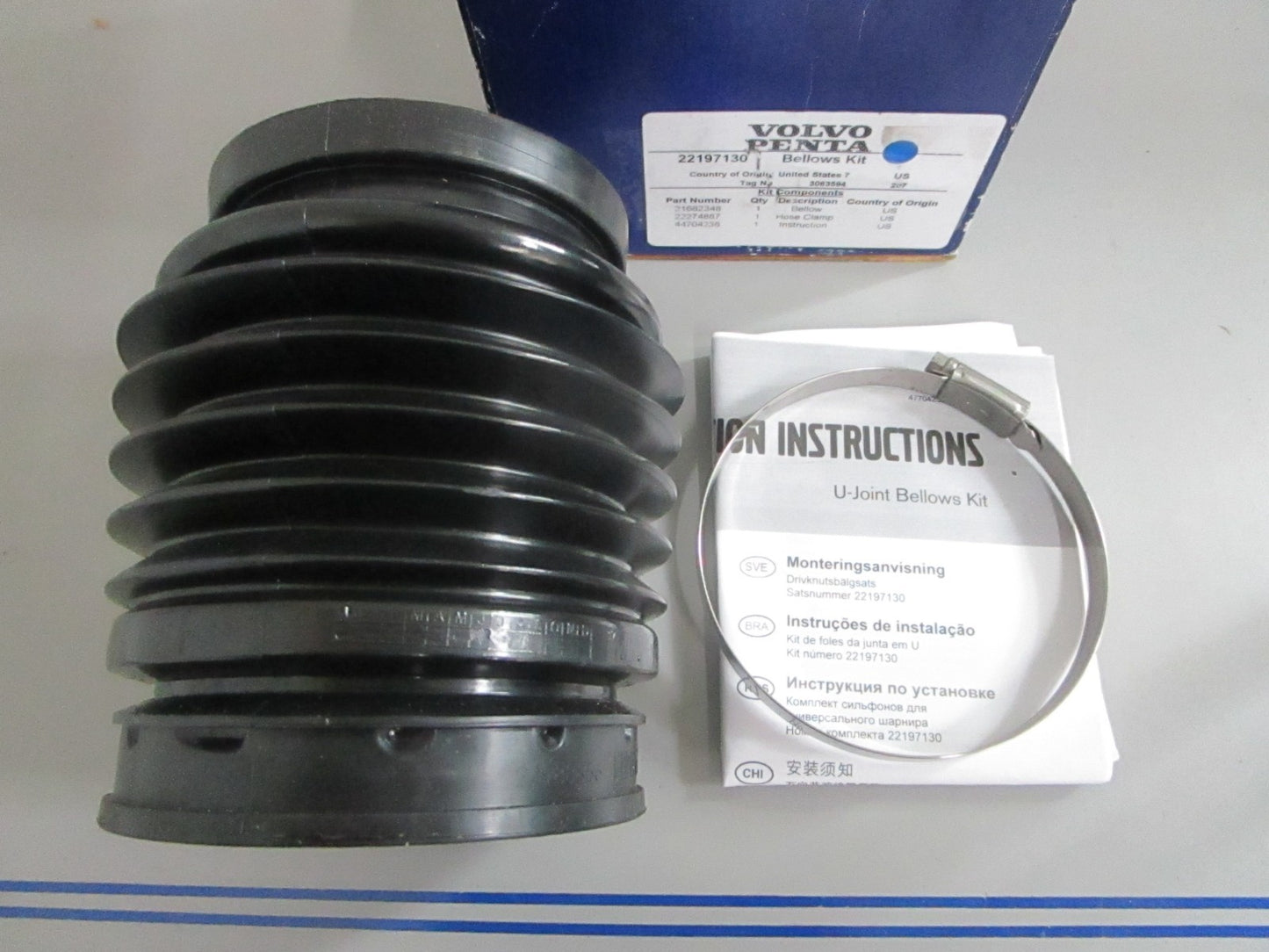 *NEW OEM* 0820 Volvo Penta Bellow Kit 22197130