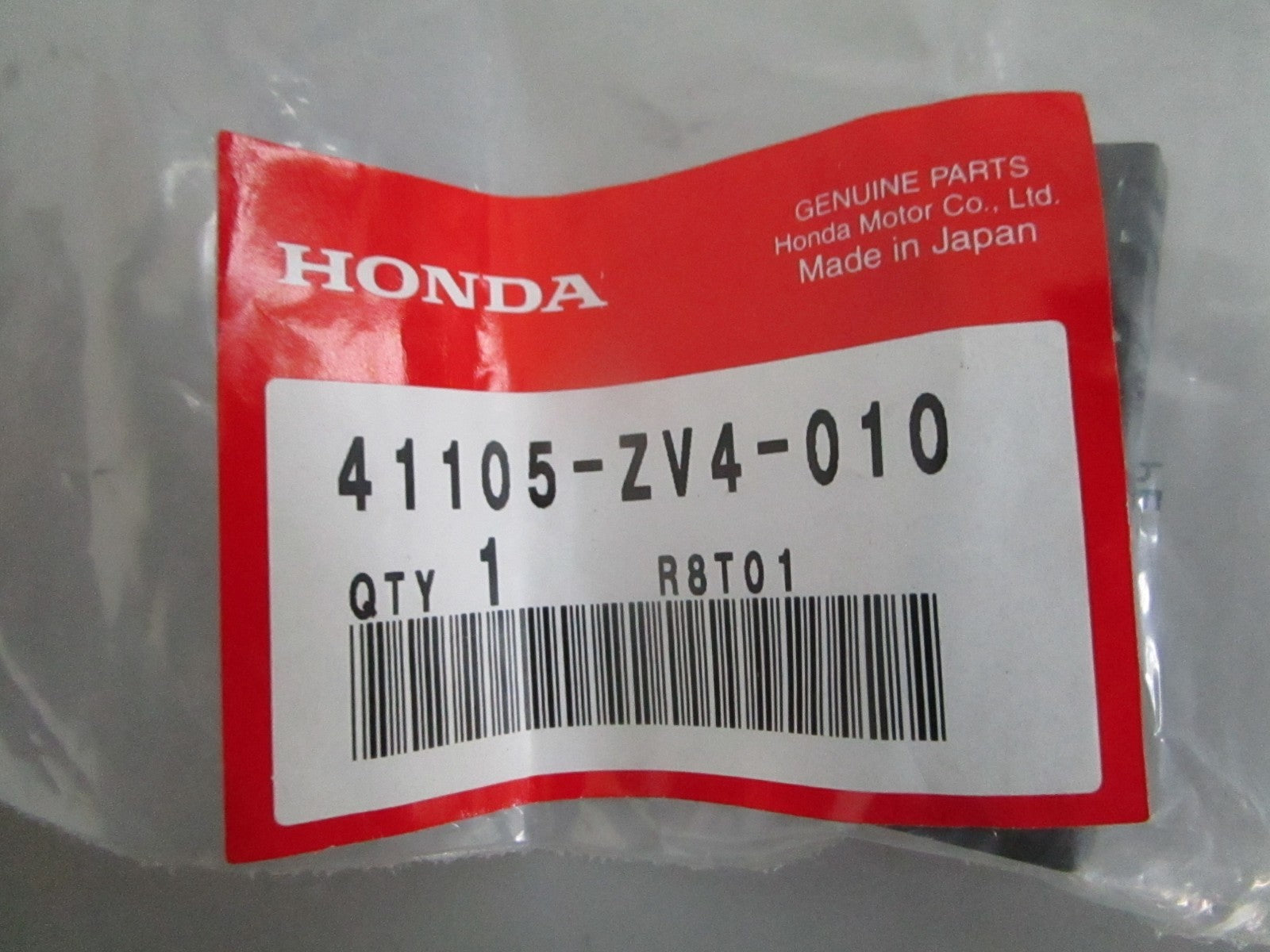 *NEW OEM* 0820 Honda Left Water Screen 41105-ZV4-010