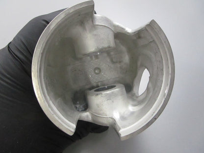 NEW OEM 396579 0396579 OMC Johnson Evinrude Piston Kit 0810