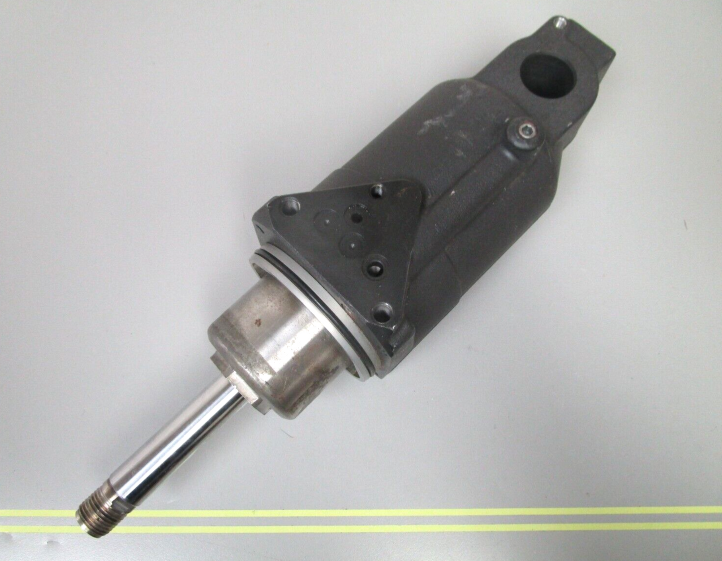 *NEW OEM* *6 MONTH WARRANTY* 0720 Suzuki 70 80 90 hp Manifold Ay 48400-87L02