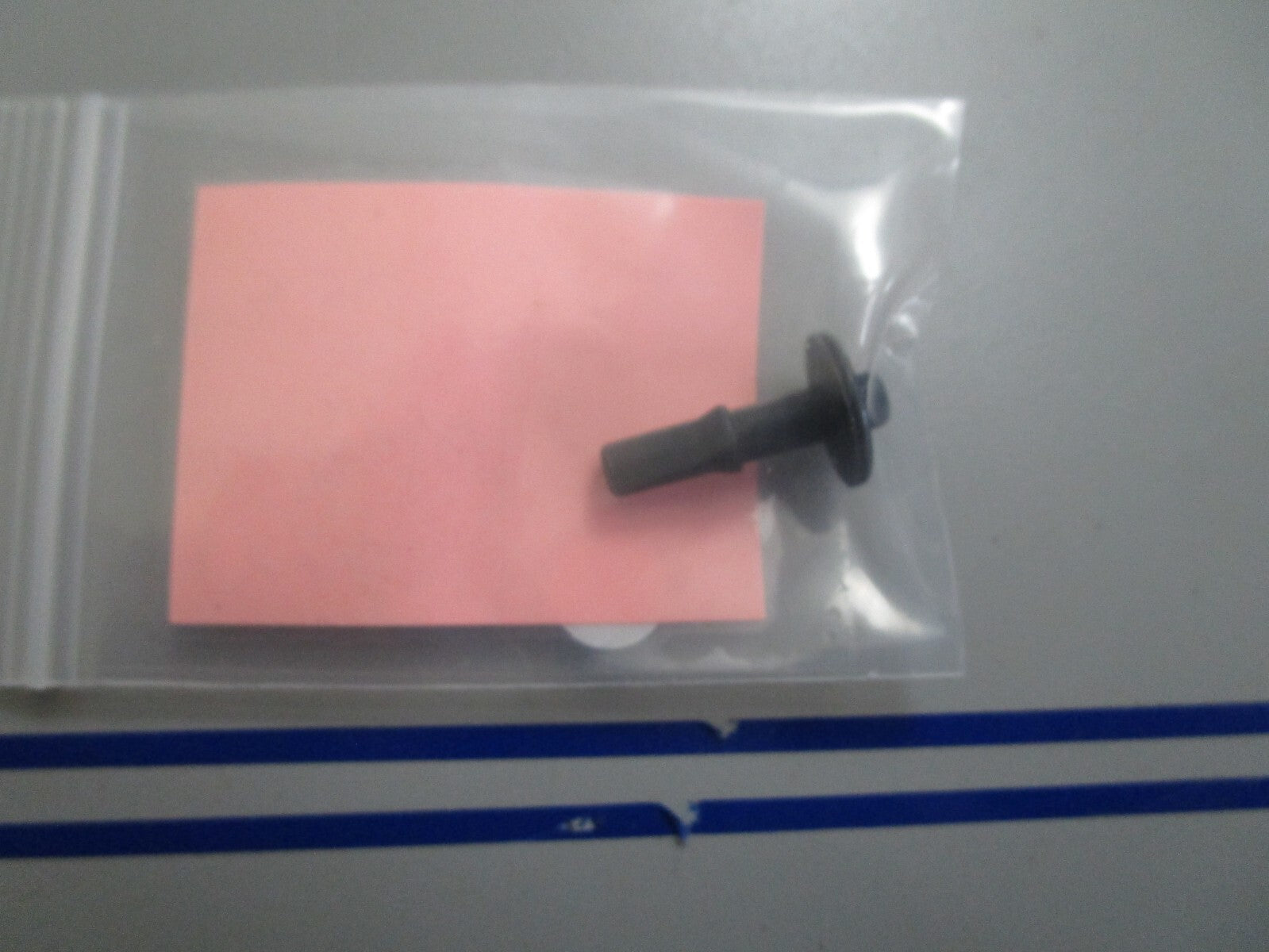 *NEW OEM* 0810 OMC Johnson Evinrude Nipple 336597 0336597