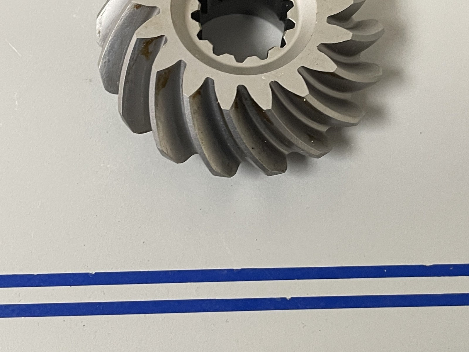 NEW OEM 89060 Mercury Pinion Gear 0670