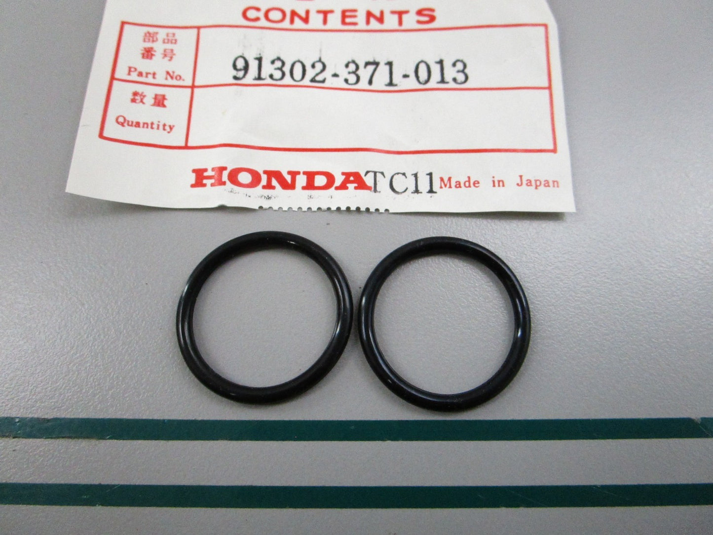 NEW OEM (LOT OF 2) 91302-371-013 Honda O-Ring 0810
