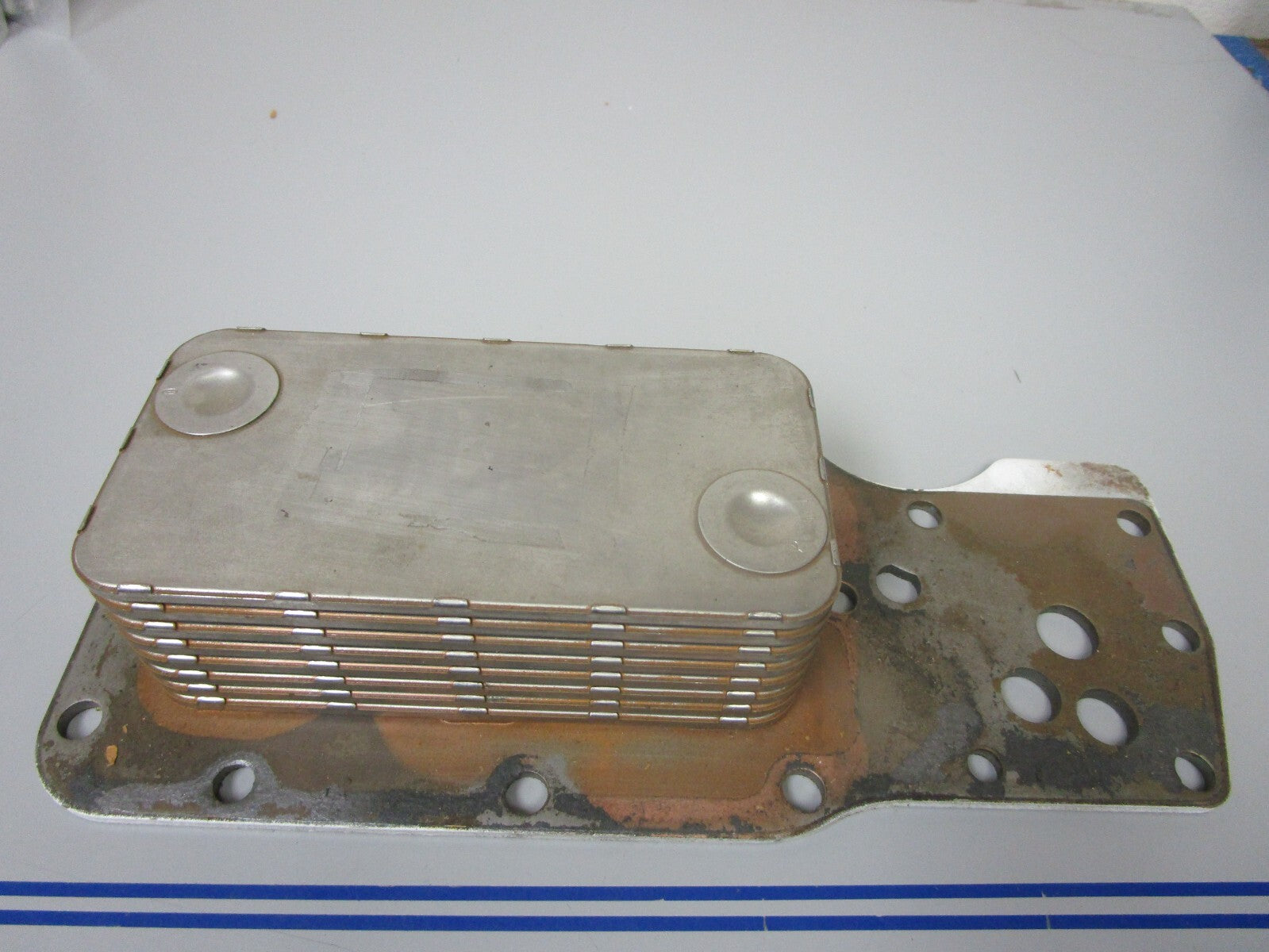 *NEW OEM* 0720 Cummins Oil Cooler 3959031