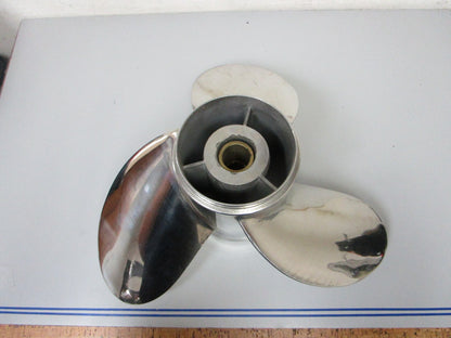 *NEW OEM* 0720 Yamaha Saltwater Series 3 LH SS 15 ¾ x 15 Propeller 6D1-45976-00