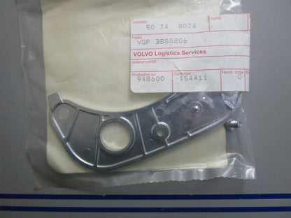 *NEW OEM* 0820 Volvo Penta Cover Plate 3888206