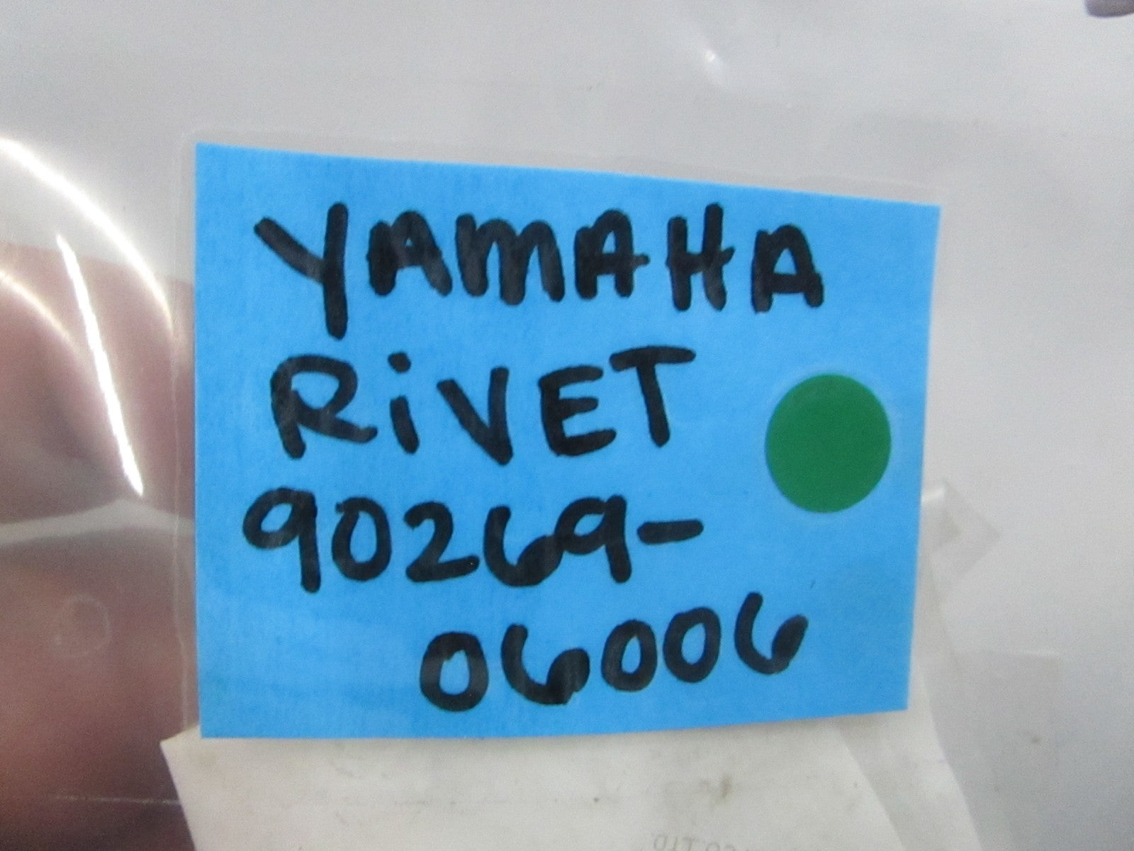 NEW OEM (LOT OF 2) 90269-06006-00 Yamaha Rivet 0810