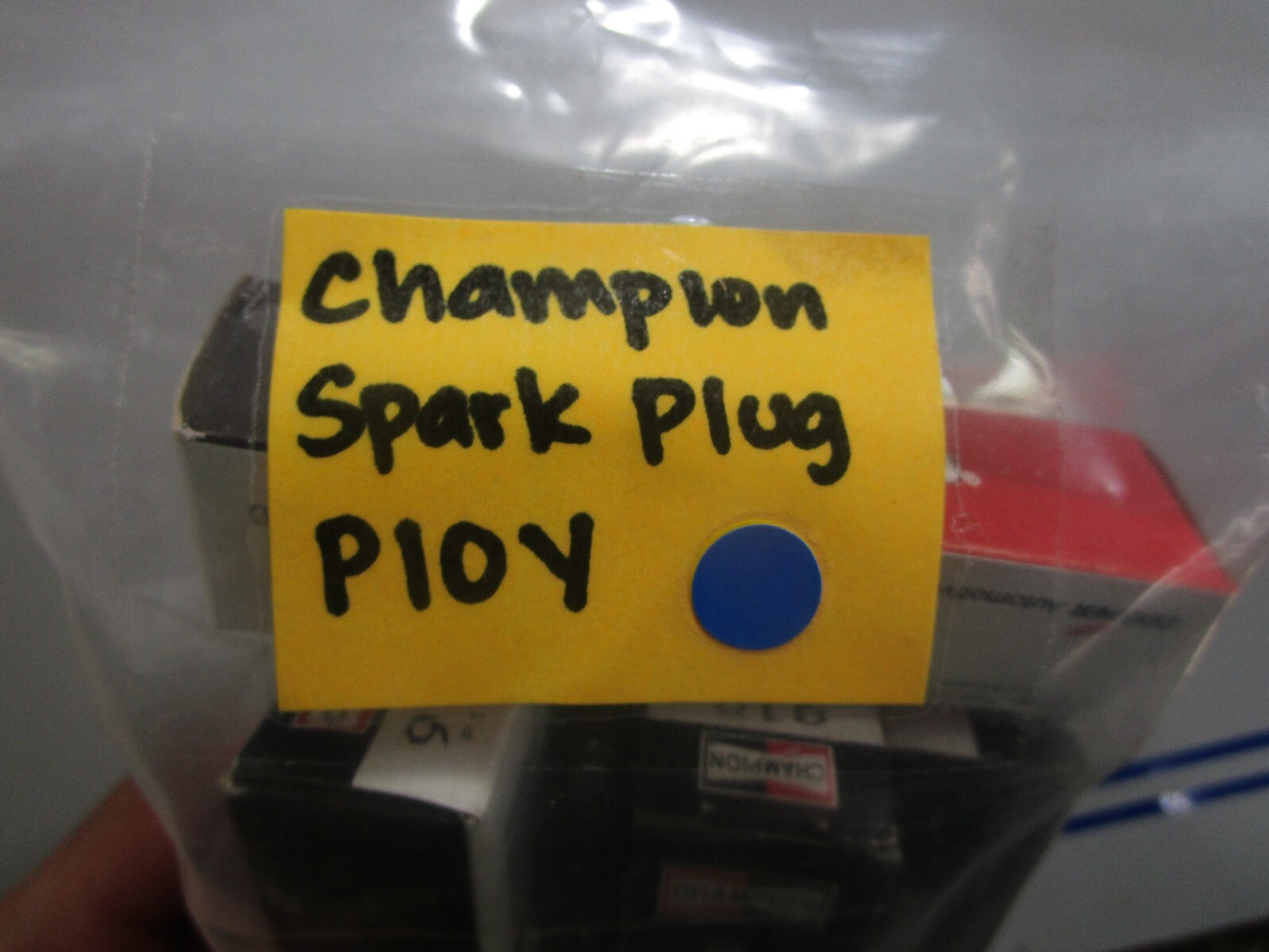 *NEW* (LOT OF 6) 0810 Champion Spark Plug P10Y