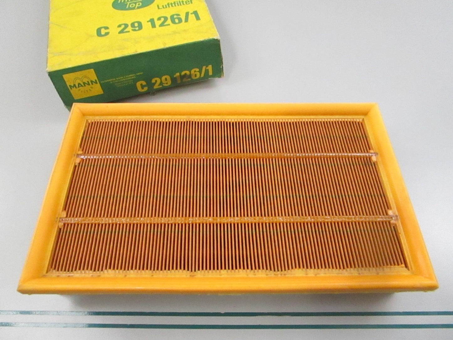 NEW OEM 6010940404 Mercedes-Benz Mann Filter 0810
