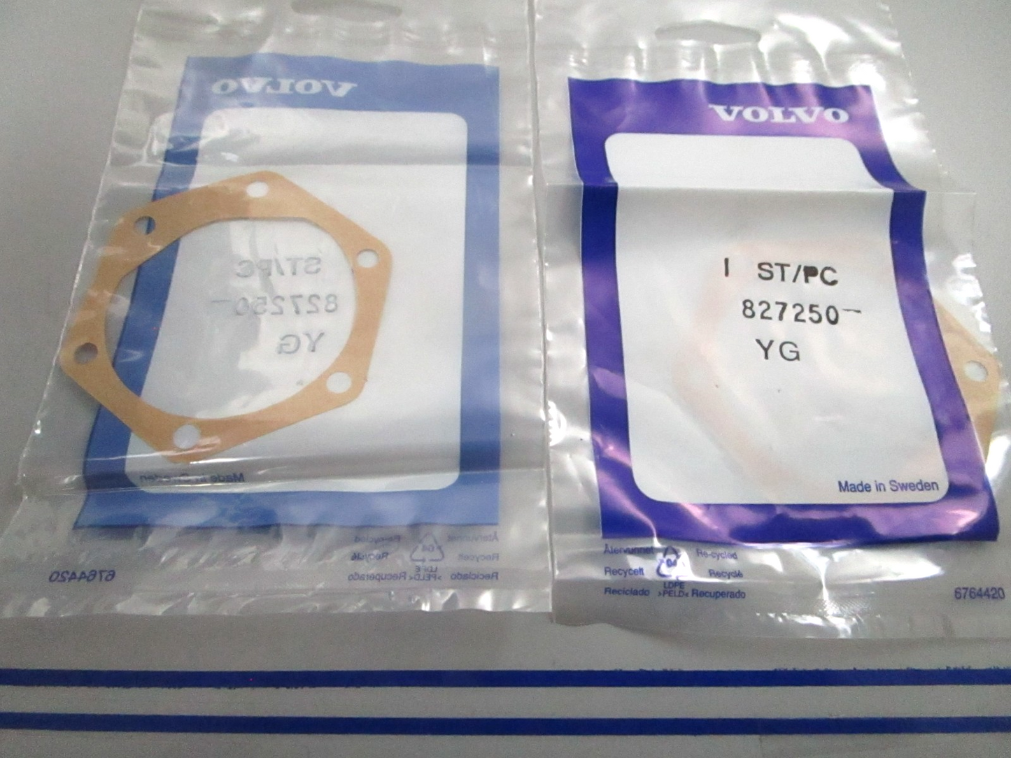 *NEW OEM* (LOT OF 2) 0810 Volvo Penta Gasket 827250 827250-2