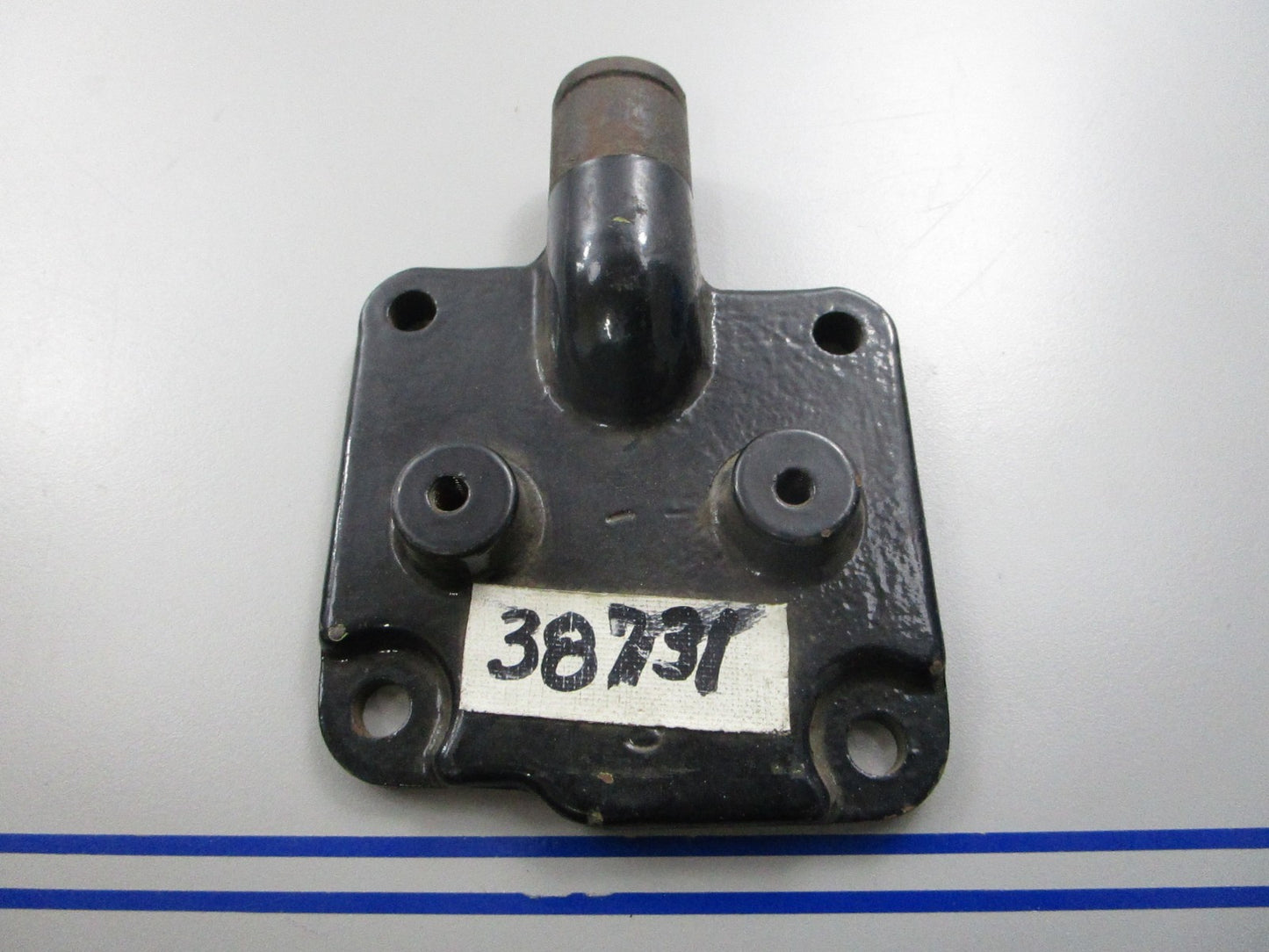 *NEW OEM* 0720 Mercury Mercruiser End Cap Manifold 38731