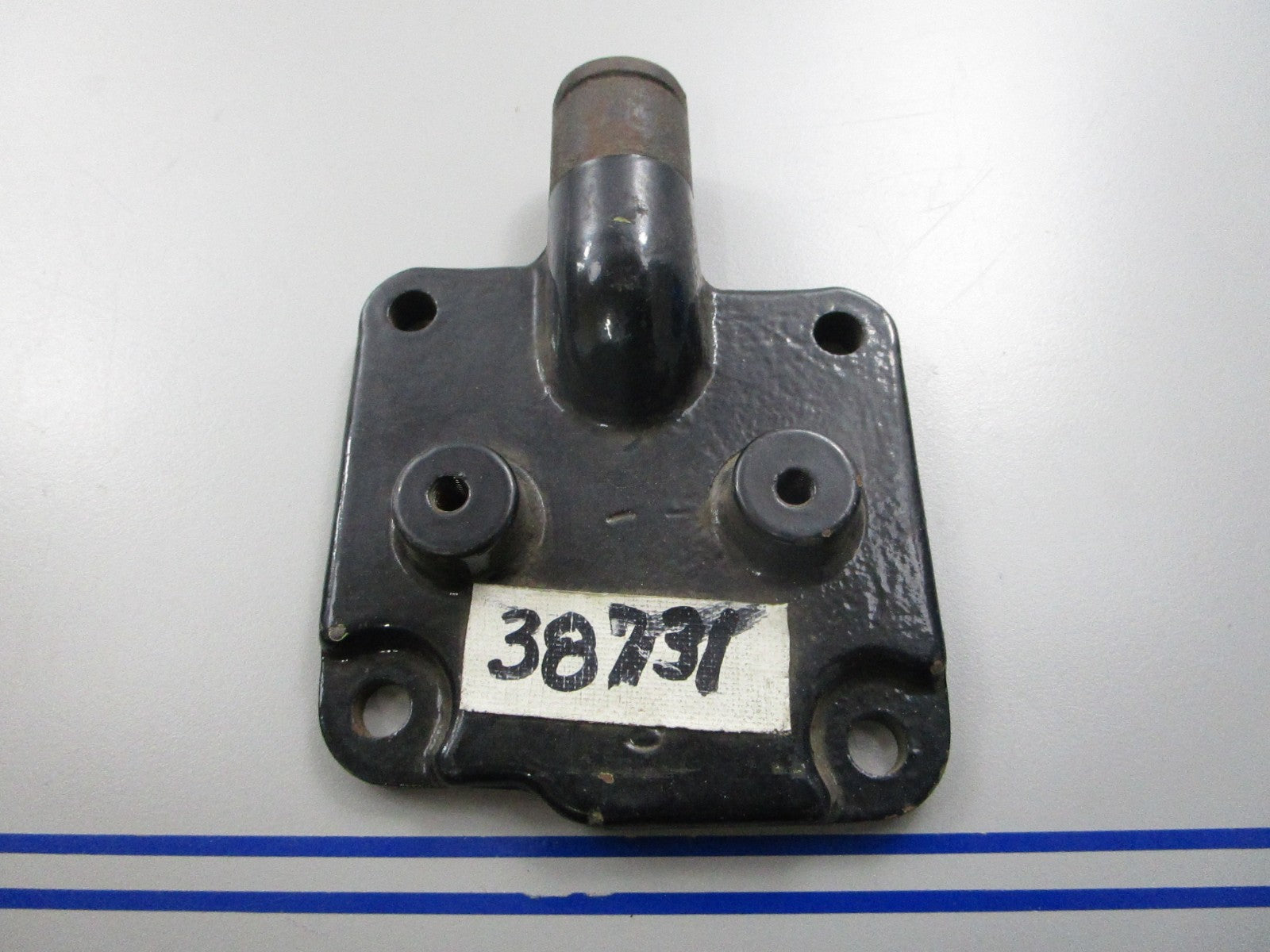 *NEW OEM* 0720 Mercury Mercruiser End Cap Manifold 38731