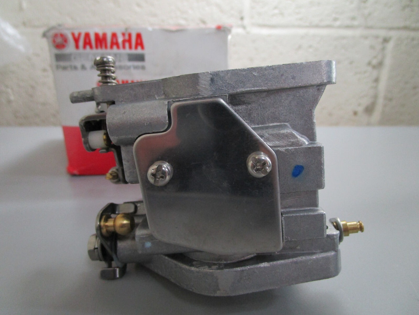 *NEW OEM* 0820 Yamaha Carburetor Assy 66M-14301-12-00