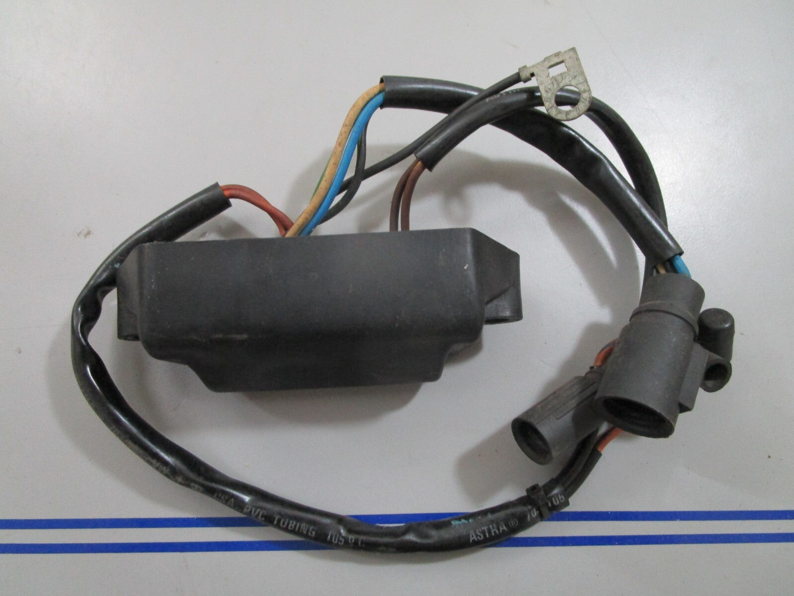 *NEW OEM* 0820 OMC Johnson Evinrude Power Pack 583116 0583116